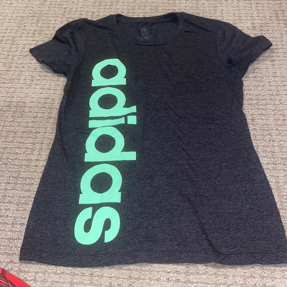 Adidas t-shirt